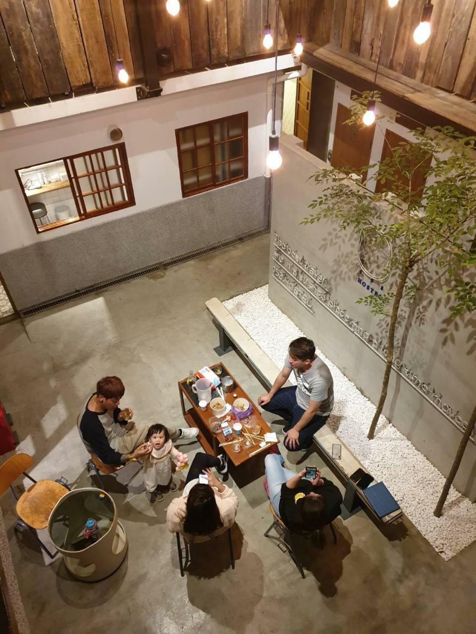 158 Hostel Tainan Zewnętrze zdjęcie